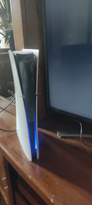 Sony PlayStation 5 Slim Digital Edition 1TB + 2 геймпада + Игры