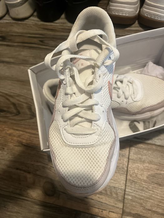 Маратонки бежово /розово