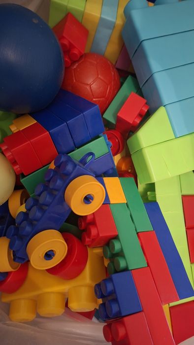 Игрушки детские, блочные