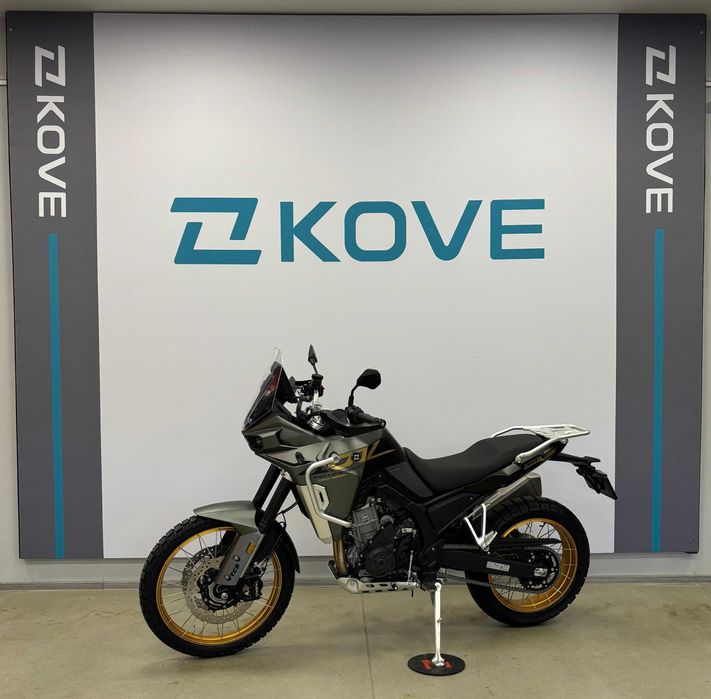 Motocicleta Kove 800 X PRO model 2026 - adventure, Rate !