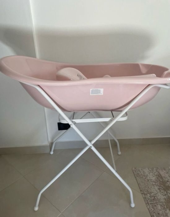 Cadă bebeluși ca nouă