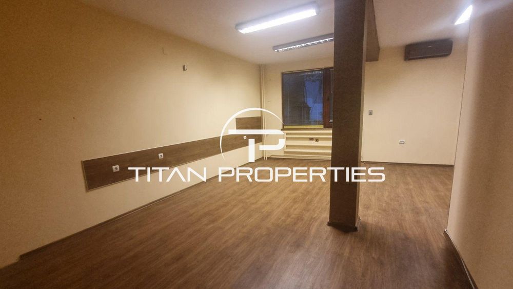 Продава се Офис в Пловдив, Мараша - 70 кв.м за 2672 €/кв.м - Снимка #2