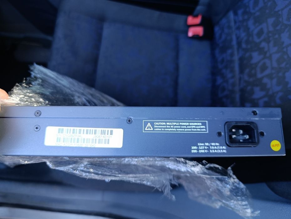 Мрежов комуттор (суич) HP ProCurve