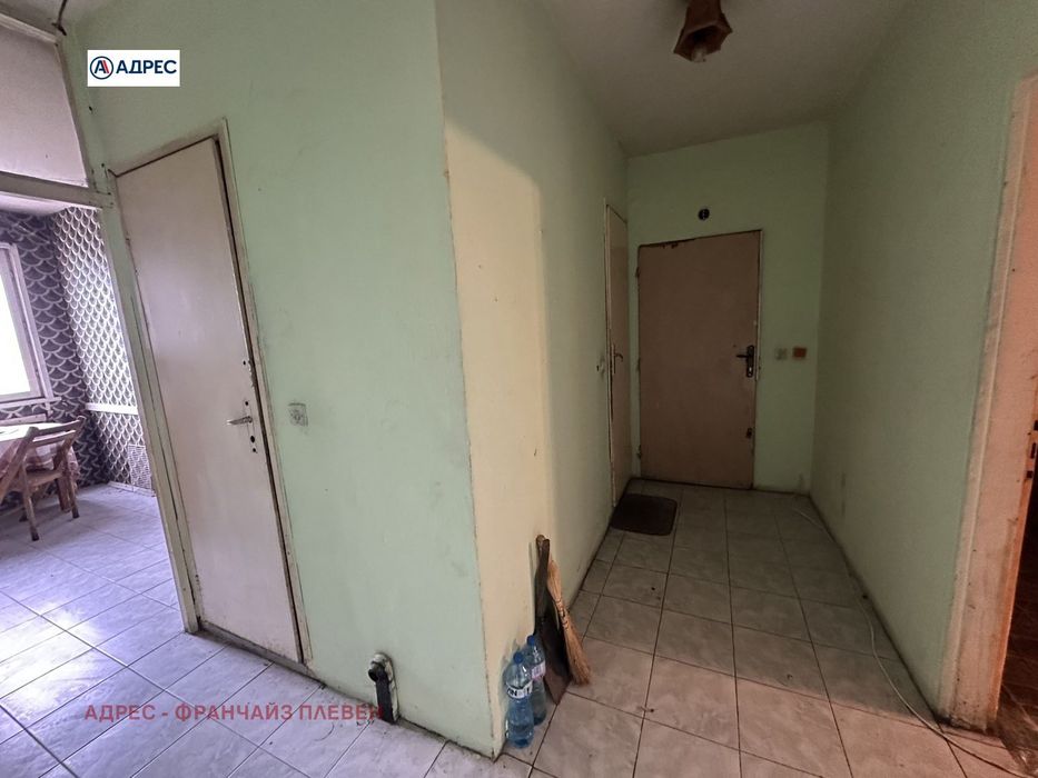 Продава се Тристаен апартамент в Плевен, Дружба 4 - 86 кв.м за 1070 €/кв.м - Снимка #5