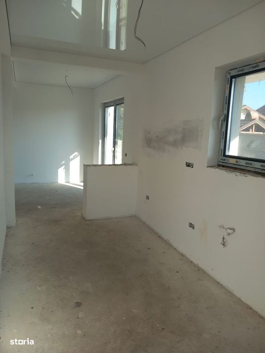 Casa P+1Etaj/4 camere/Com.Berceni/Comision %