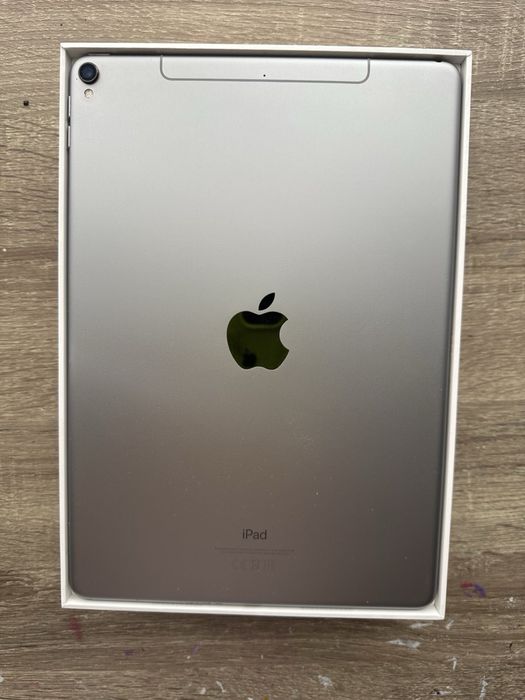 Ipad pro 64 gb 10,5 inch нов със слот за карта