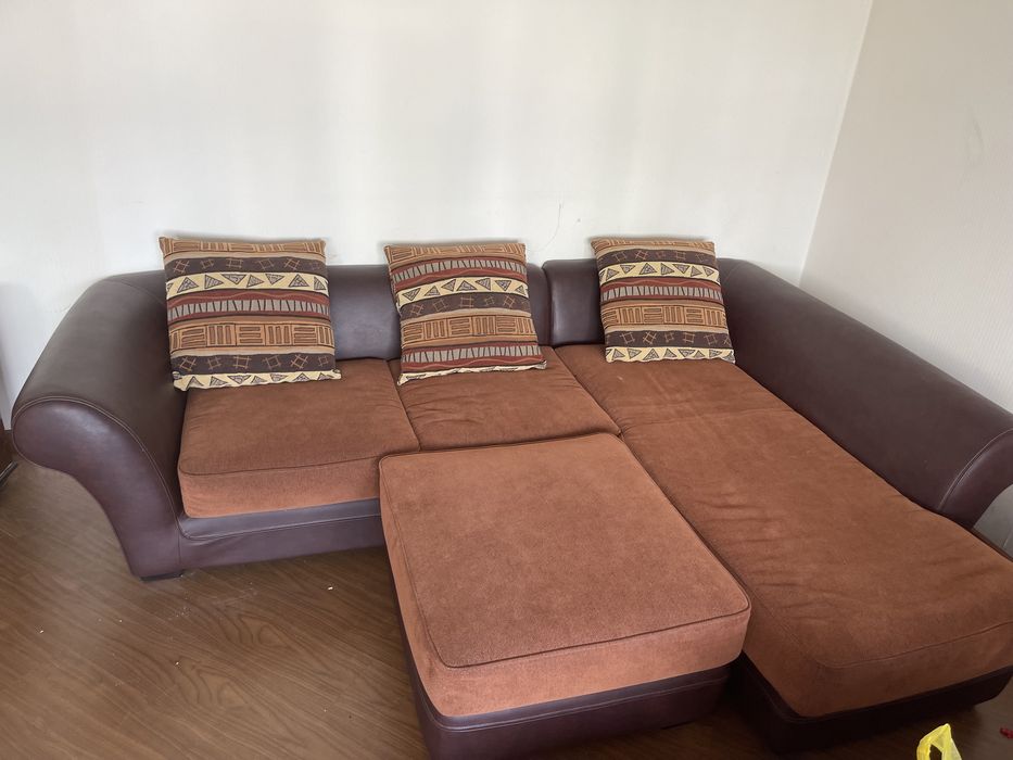 Диван для гостевой/спальни