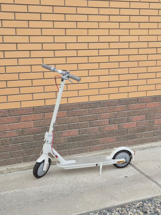 Электросамокат почти новый