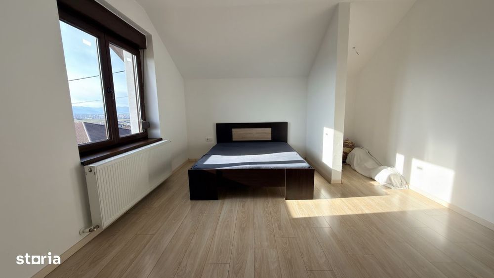 Casa 5 camere + teren 372mp cartier Bavaria