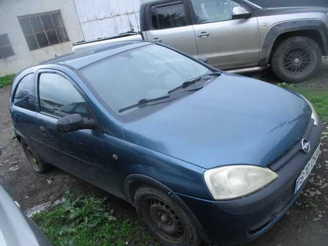 Piese dezmembrez OPEL CORSA C an 2005 in 2 portiere motor 1,0 benzina Z10XE