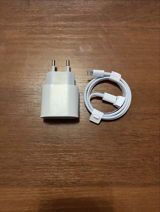 Зарядка для iPhone