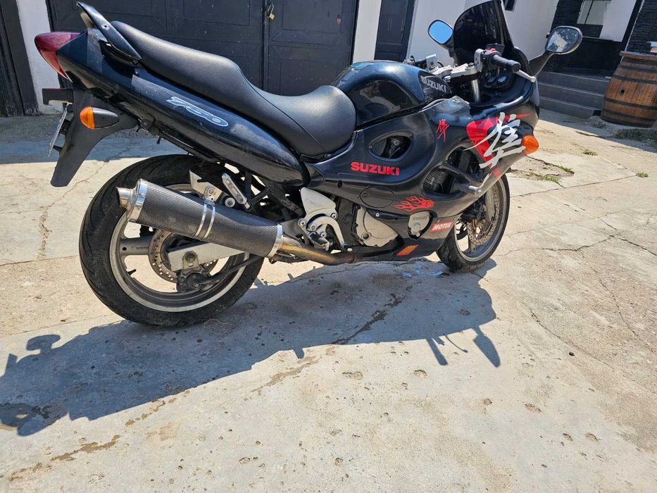 Suzuki GSX 750F / GSXF KATANA -  1999