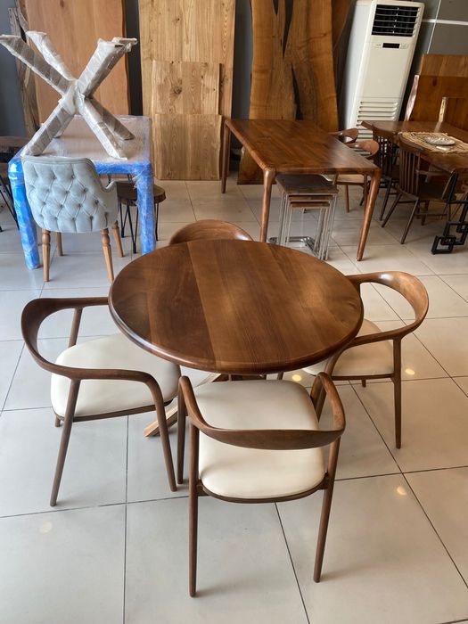 Мебели от масив, столове, маси