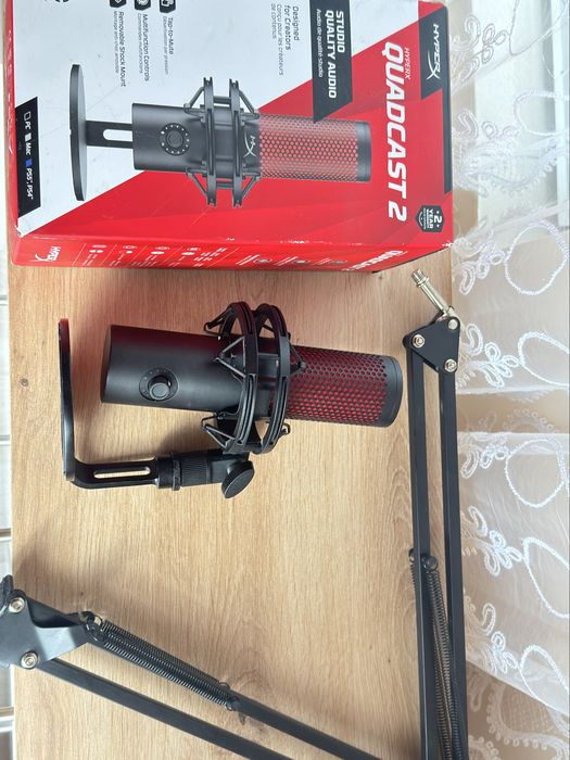 Hyperx Quadcast 2 + Стойка