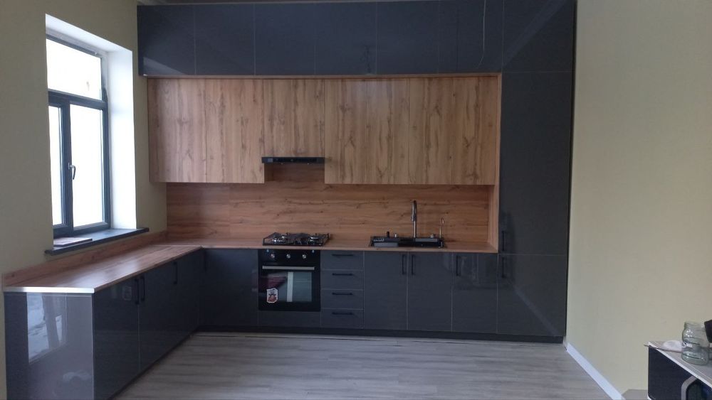 Кухнный гарнитур под заказ