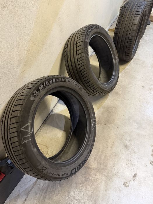 Michelin PS 4 SUV 245/50/19 DOT 0223 и 0523.
