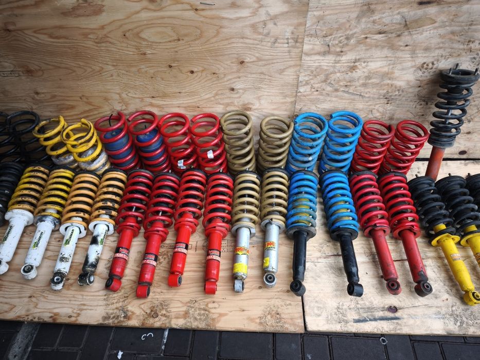 Амортизаторы Митсубиси Паджеро