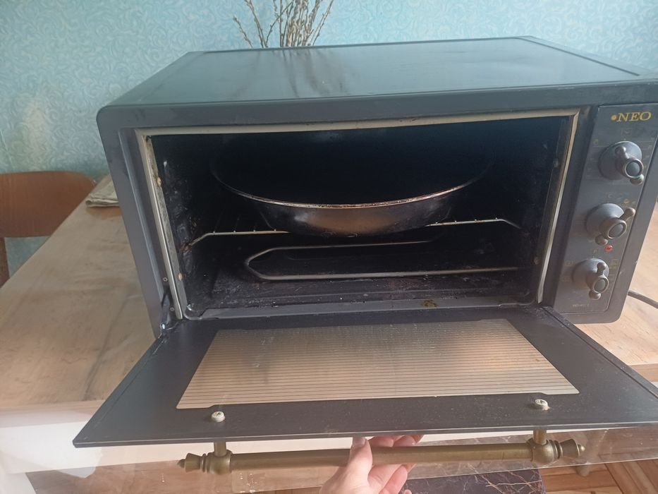 Продам духовку в отличном состоянии