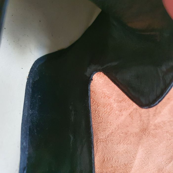 Pantofi cu toc pătrat