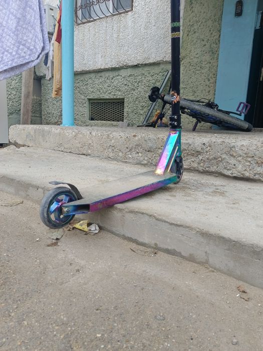 Самокат трюковой срочно