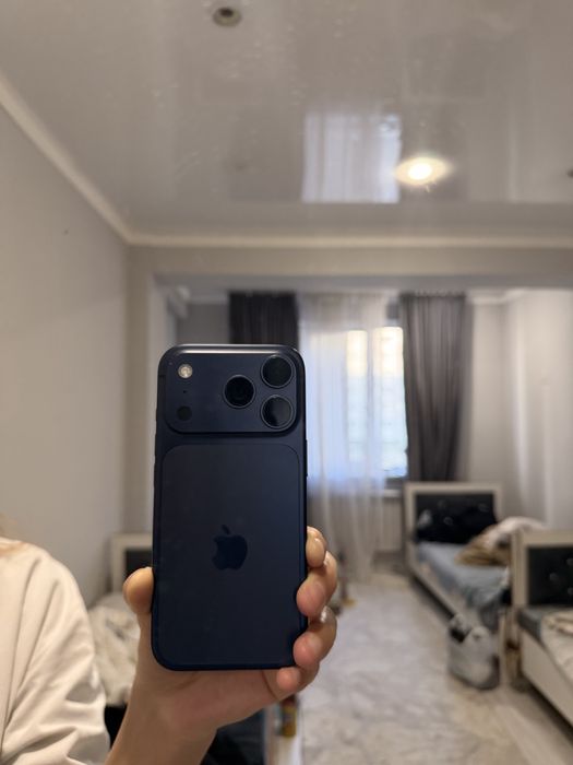 Продам айфон 17 про 256 гб