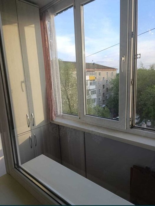 СРОЧНО продам 2 ком в районе карасая