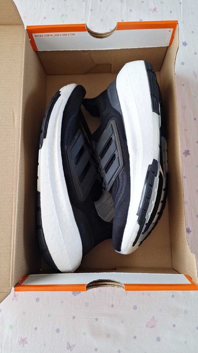 Дамски маратонки ADIDAS ULTRABOOST