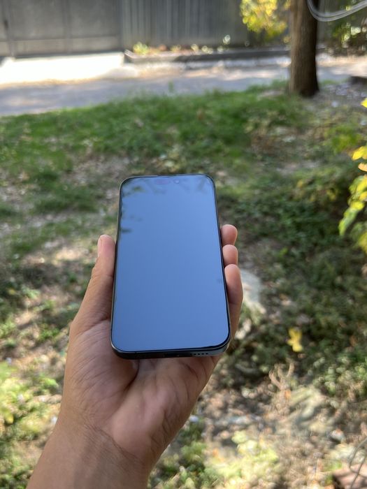 iPhone 15 pro 128гб а идеале