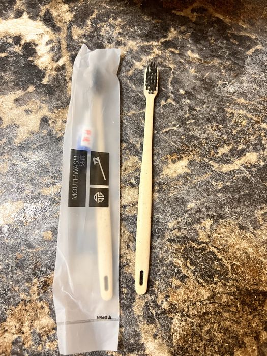 Зубные щетки одноразовые