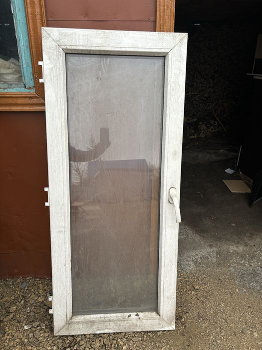 Продам пластиковое окно