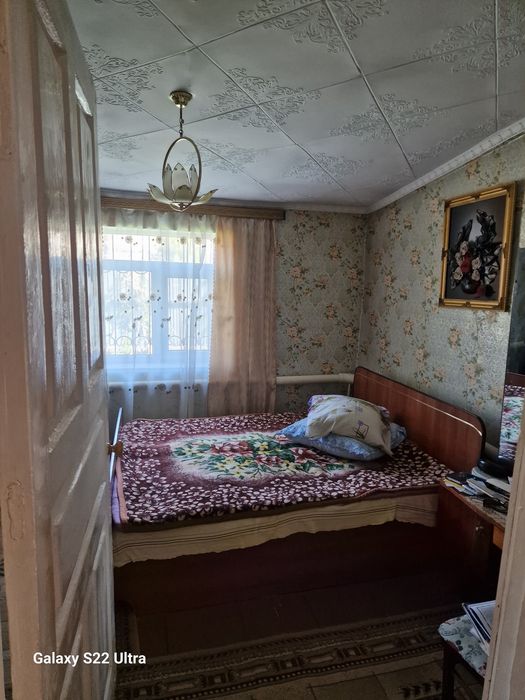 Продам дом в центре города Шу.