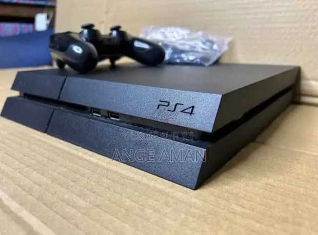 PS4 Playstation + много игри