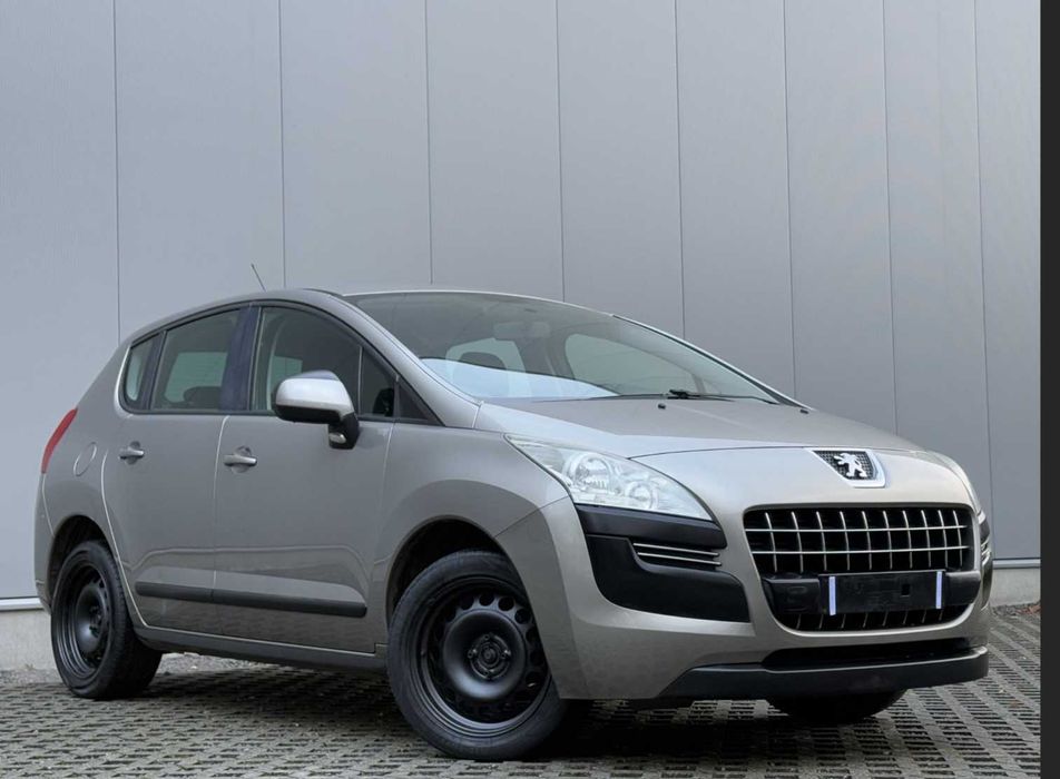 Peugeot 3008 1.6i Comfort - Benzina - Manual - 120 hp