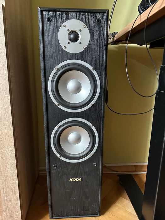 Продавам Onkyo TX-NR575E и колони Koda