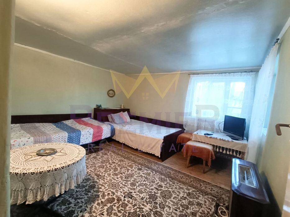 Продава се Къща в с. Червенци, Област Варна - 160 кв.м за 157 €/кв.м - Снимка #3