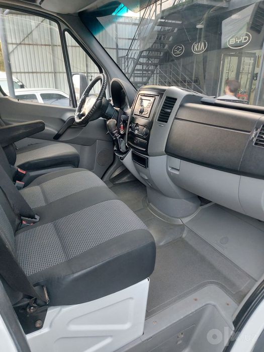 Mersedes benz spirinter yili 2011 maroti 104 shase xolatida