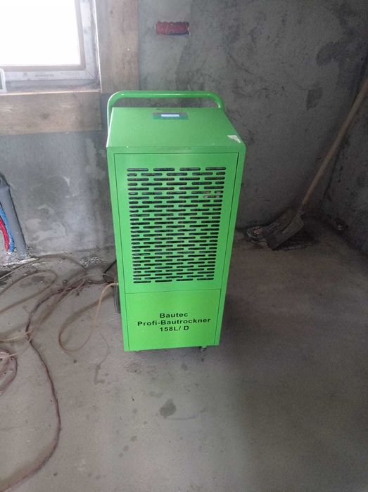 Dezumidificator profesional Industrial, de construcții BAUTEC, 158 litri pe zi