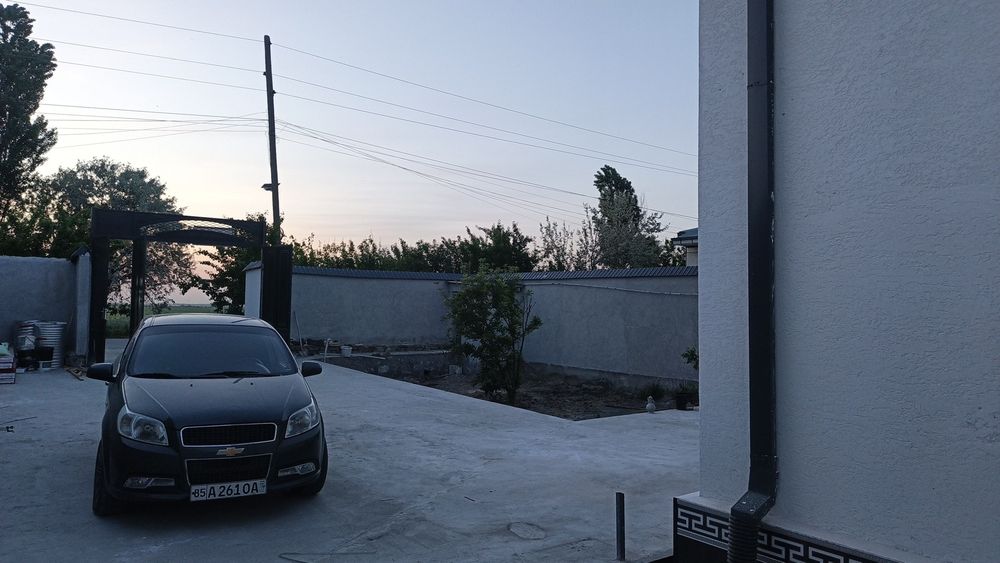 Ховли сотилади Кармана тумани нарпай 3 булимда