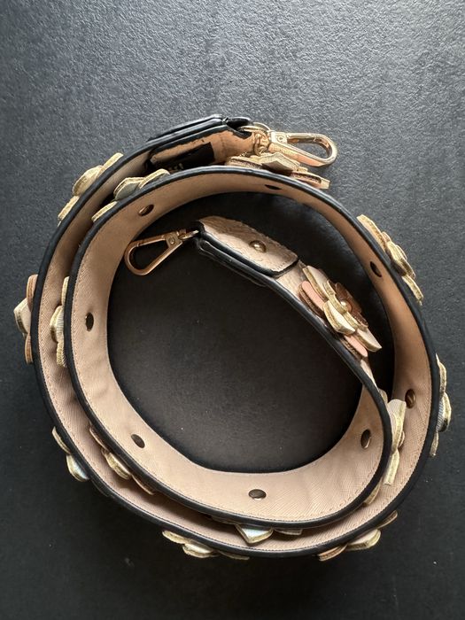 Дръжка за чанта с 3Д цветя