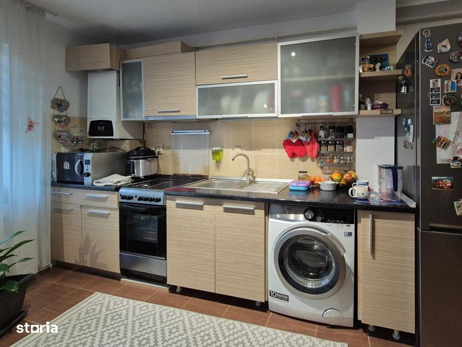 Apartament 3 camere, 64mp, Etaj 1 , 2 Parcari incluse, zona Terra