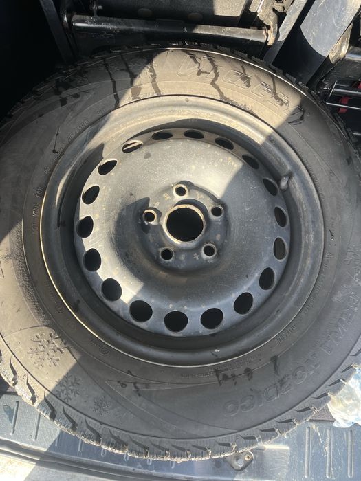 Продам диски с резиной