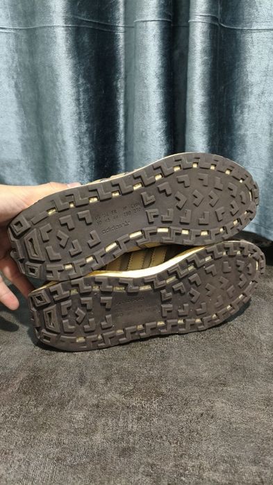 Оригинальные кроссовки Adidas