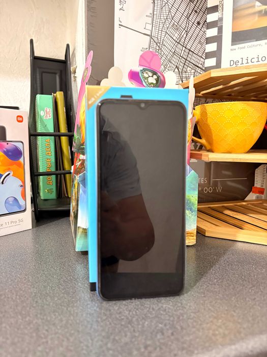 Oppo A17 (В отличном состоянии)
