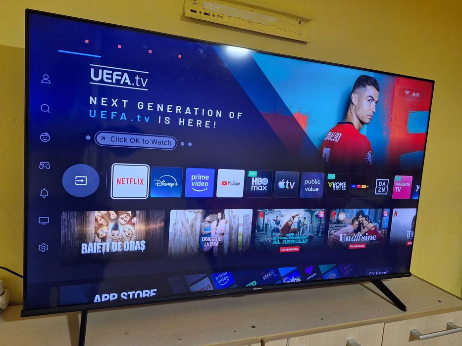 Tv smart 4 k hisense 148 cm ecran pana in margini functie vida .Netflix yutube toate cele