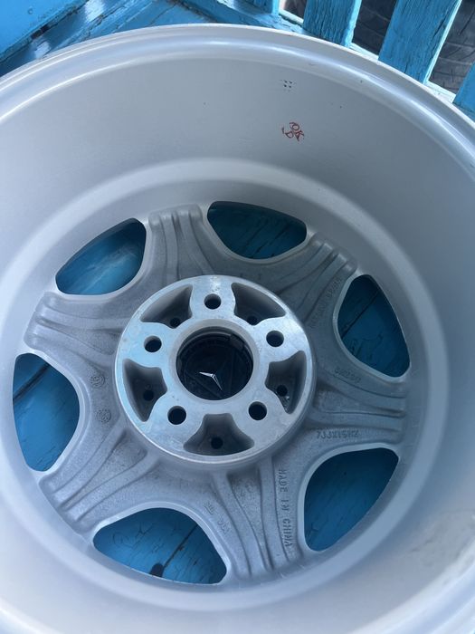 Диск на мерс новый 1шт