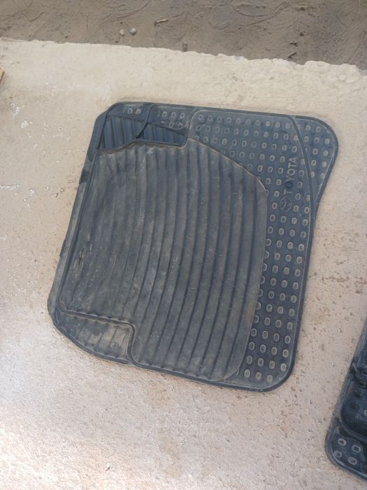 Полик таета камрига