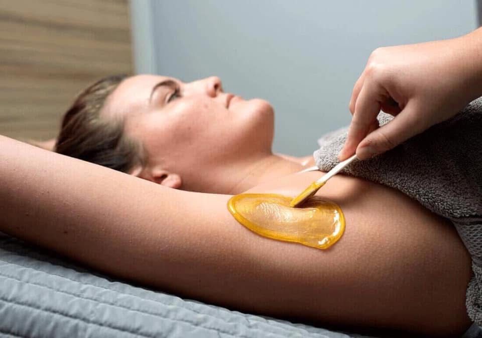 Epilare cu ceară – piele fină și îngrijită!