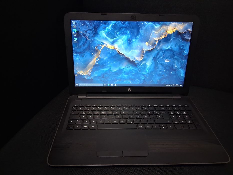 Vând laptop  HP 255 G5 | 8GB RAM | AMD A6 (Turbo 2.40GHz) | 120 GB SSD | Stare 10/10 + HDD 1TB ( BONUS) 

​Vând laptop HP model 255 G5, un dispoziti
