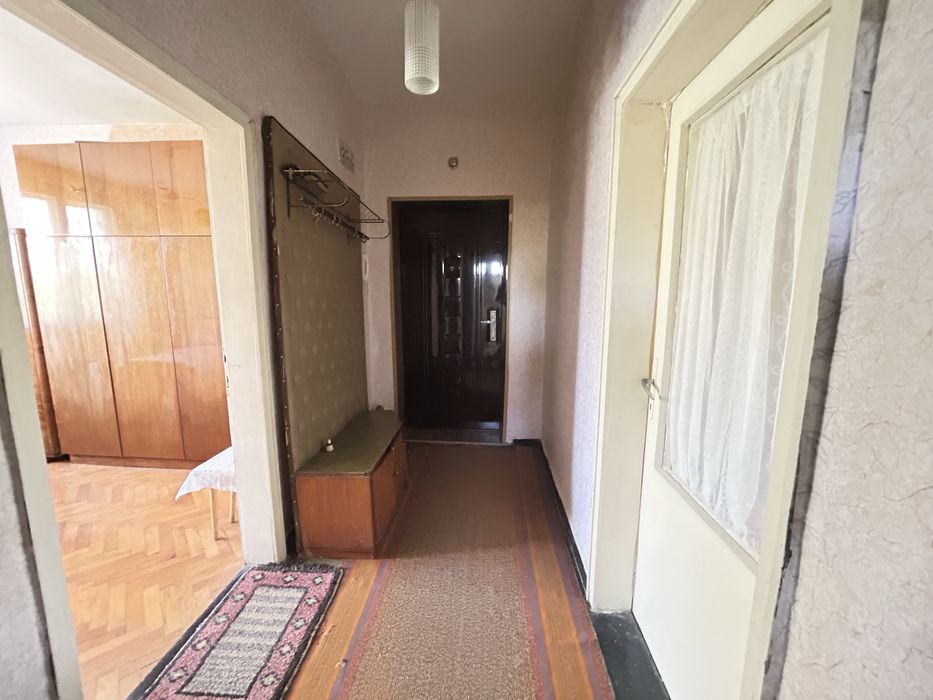 Продава се Тристаен апартамент в Силистра, в.з. Юг - 95 кв.м за 779 €/кв.м - Снимка #1