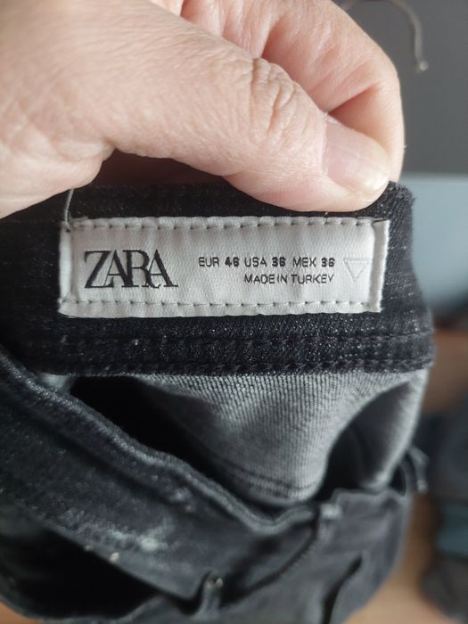 Blugi negri mărimea 46